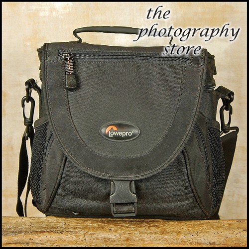 Lowepro nova 2aw camera bag - camera,